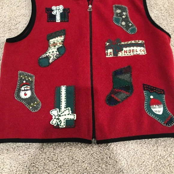 Vintage Woolrich Holiday Red Wool Vest Size Medium - Picture 2 of 7